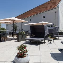 CE Plaza Hotel Siófok - Medence/kert