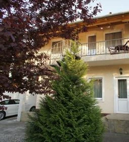 Color Beach Apartmanház