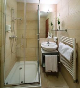 Hotel Yacht Wellness & Business