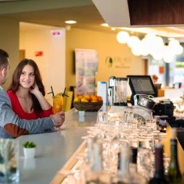 Hotel Yacht Wellness & Business Siófok - Vendéglátás