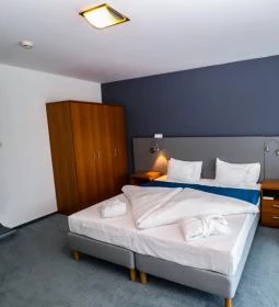 Hotel Yacht Wellness & Business