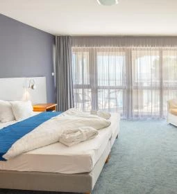 Hotel Yacht Wellness & Business