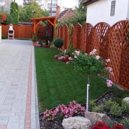 Lola Vendégház Siófok - Medence/kert