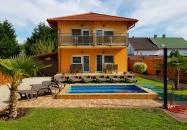 Napsugár Villa B Siófok