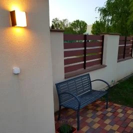 Napsugár Villa B Siófok - Medence/kert