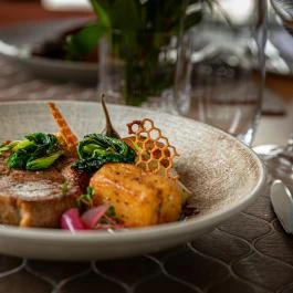 REED Luxury Hotel & Bistro Siófok - Vendéglátás