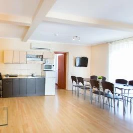 Riviéra Apartman Siófok - Vendéglátás
