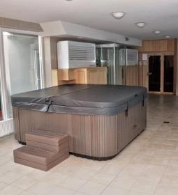 Royal Luxus Wellness Apartman - Köztársaság utca 1.