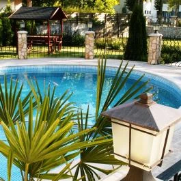 Villa Margarita Siófok - Medence/kert