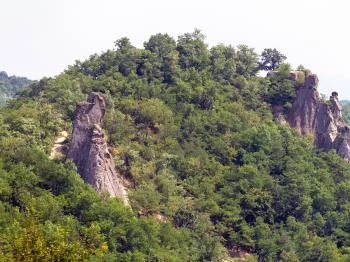 Barát és Apáca sziklák Sirok