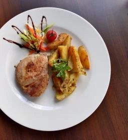 Royal Bisztró – Széchenyi Étterem és Kávézó