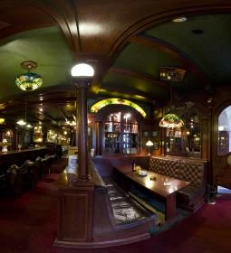 Papa Joe Saloon & Steak House