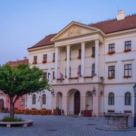 Vármegyeháza Sopron - Külső kép