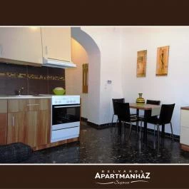 Belváros Apartmanház Sopron - Szobák