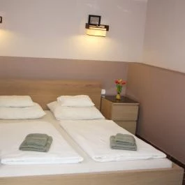 Pólus Panzió Sopron - Szobák