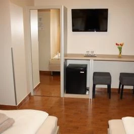 Pólus Panzió Sopron - Szobák