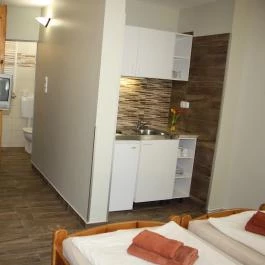 Pólus Panzió Sopron - Szobák