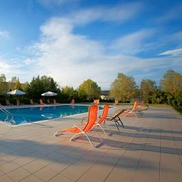 Vadvirág Hotel Sopron - Medence/kert