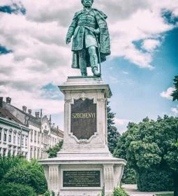 Széchenyi István szobra