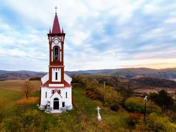 Sóshartyáni Jézus Szíve-templom Sóshartyán