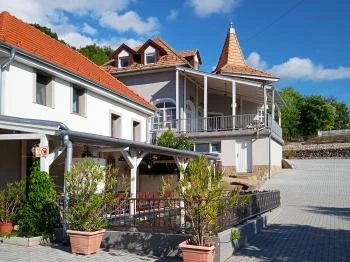 Fogadó a Két Tölgyfához Sümeg