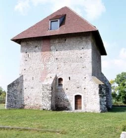 Kula - Gótikus lakótorony