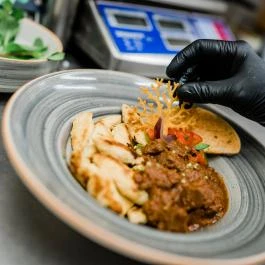 Horog Étterem & Delicatesse Szálka - Étel/ital