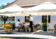 Trófea Étterem és Szállás Szálka