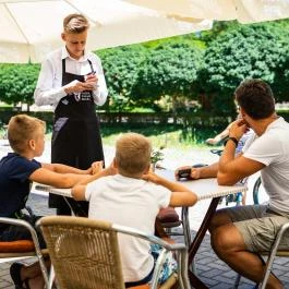 Trófea Étterem és Szállás Szálka - Medence/kert