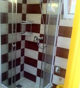 Granada Medencés Apartmanház