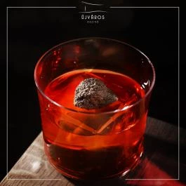 Újváros Bisztró Szarvas - Étel/ital