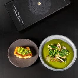 Újváros Bisztró Szarvas - Étel/ital