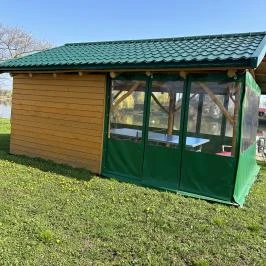 Virág Üdülőház Szarvas - Medence/kert