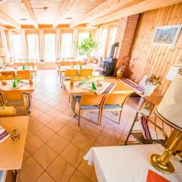 Öko-Park Panzió Szarvaskő - Vendéglátás