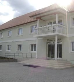 Major Hotel és Apartmanház