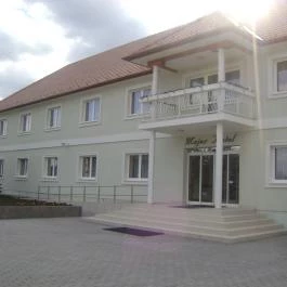 Major Hotel és Apartmanház Szécsény - Külső kép
