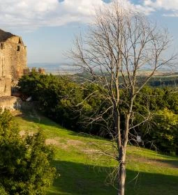 Vár-alja Tanösvény