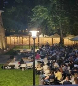 31. legjobb látnivaló: Várkert Downtown Kertmozi