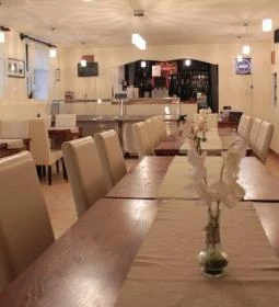 Aranyhal Étterem & Menüház