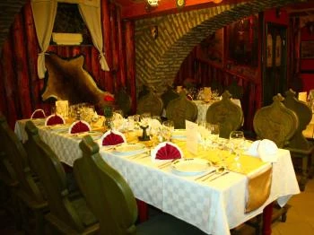 Stüszi Vadász Étterem Szeged