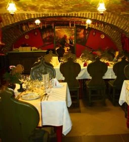 Stüszi Vadász Étterem