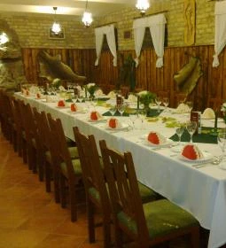 Stüszi Vadász Étterem