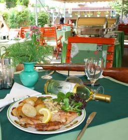 Stüszi Vadász Étterem