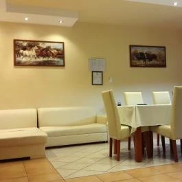 Nyárfás Apartmanház Szeged - Vendéglátás