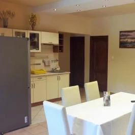 Nyárfás Apartmanház Szeged - Vendéglátás