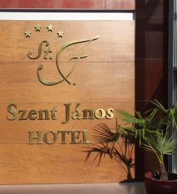 Szent János Hotel