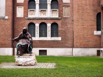 Magyar Pieta 1956 szobor Szeged