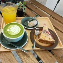 Szentjánosbogár Specialty Kávékert Székesfehérvár - Étel/ital