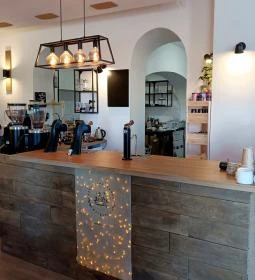 Szentjánosbogár Specialty Kávékert