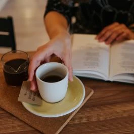 Szentjánosbogár Specialty Kávékert Székesfehérvár - Étel/ital